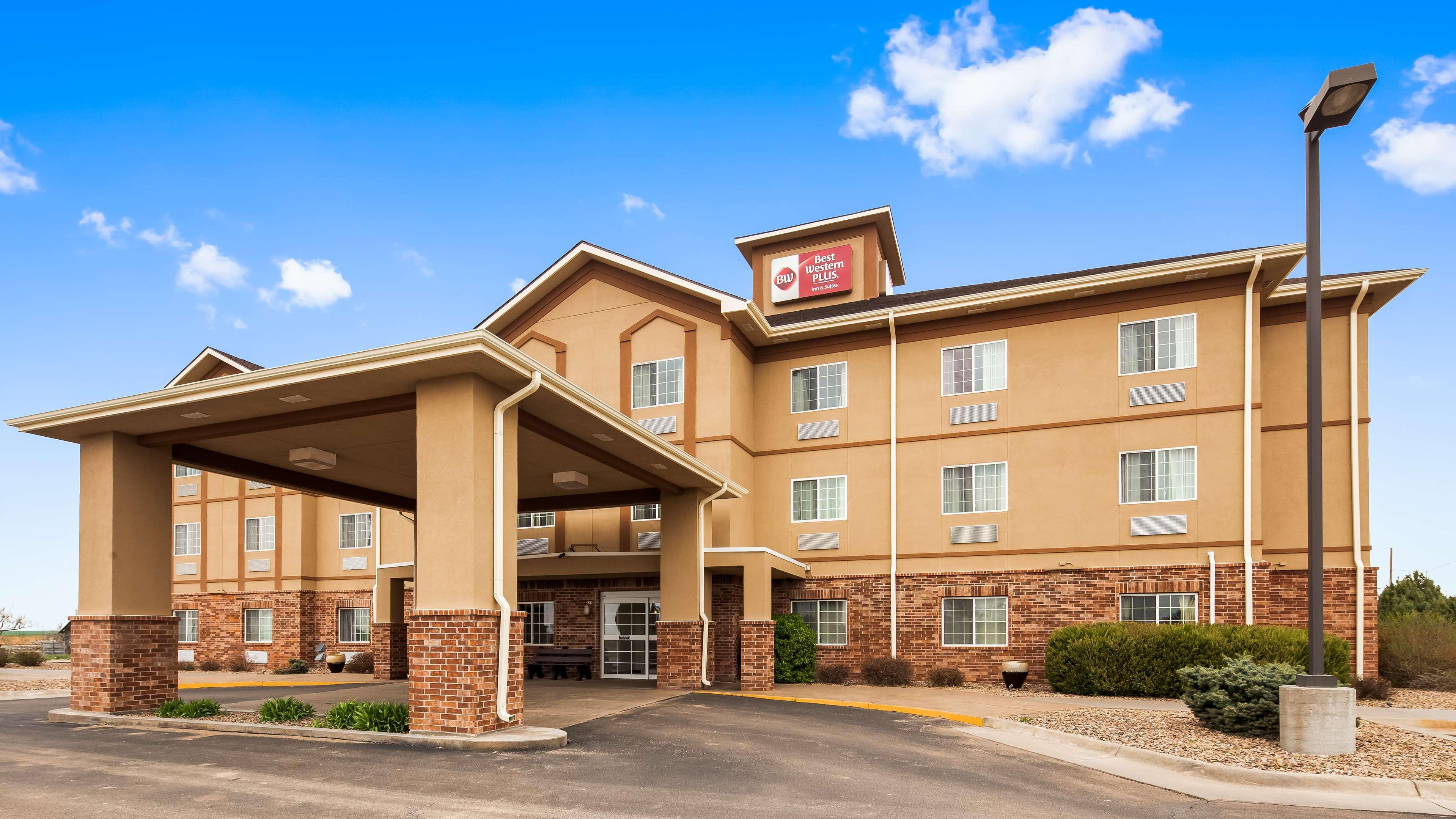 Best Western Plus Wakeeney Inn & Suites Екстер'єр фото